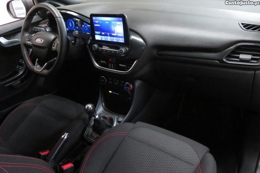 Ford Puma 1.0 EcoBoost MHEV ST — fotografia 23