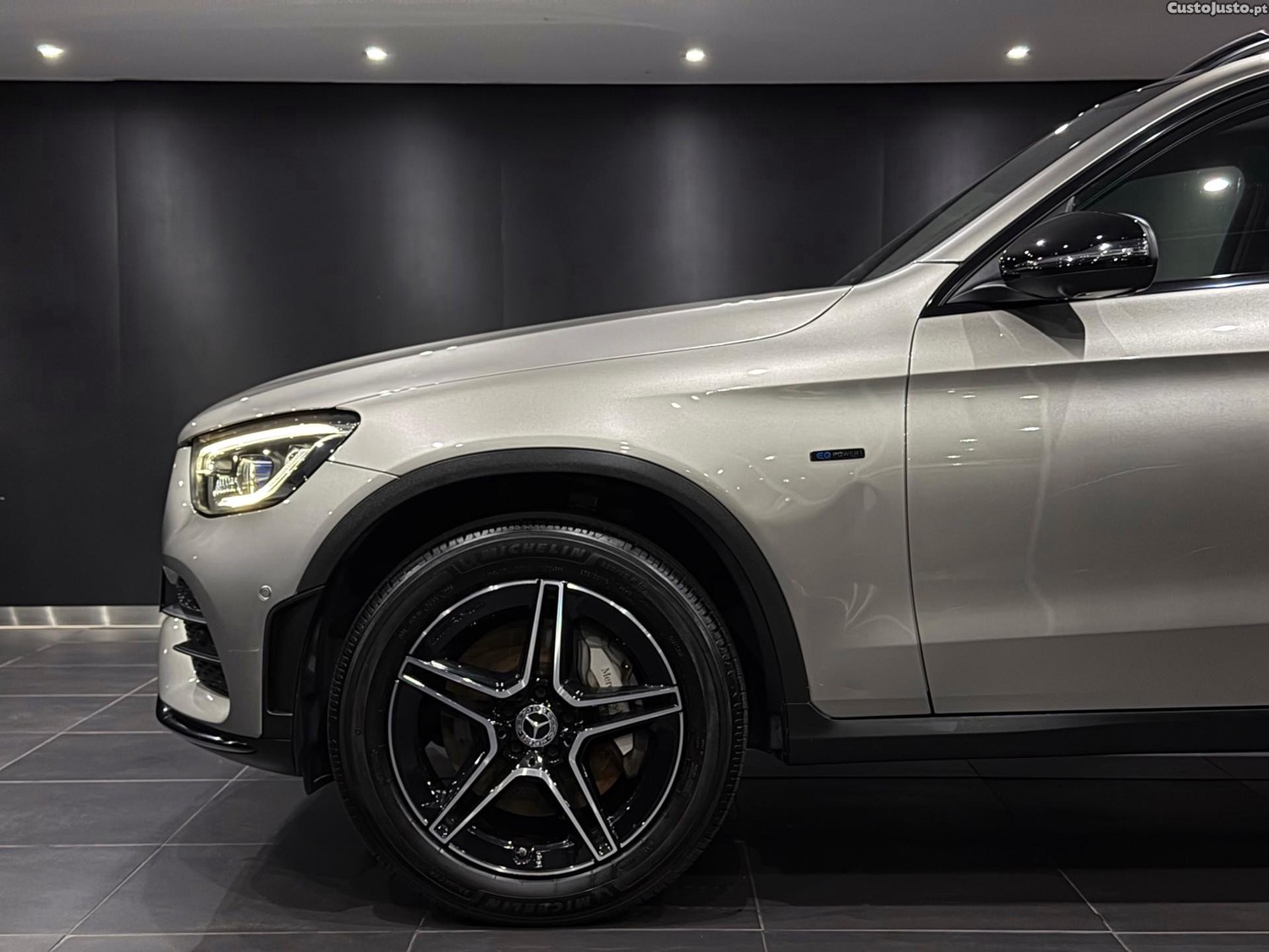 Mercedes-Benz GLC 300 de 4Matic 9G-TRONIC AMG Line - 21 — photo 3