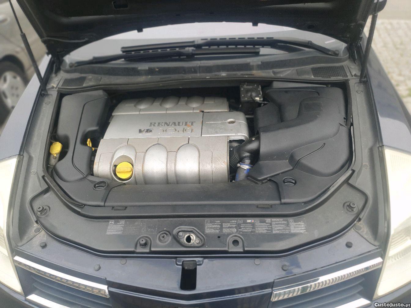 Renault Vel Satis top gama V6 3.0180cv Initiale Paris — fotografia 7
