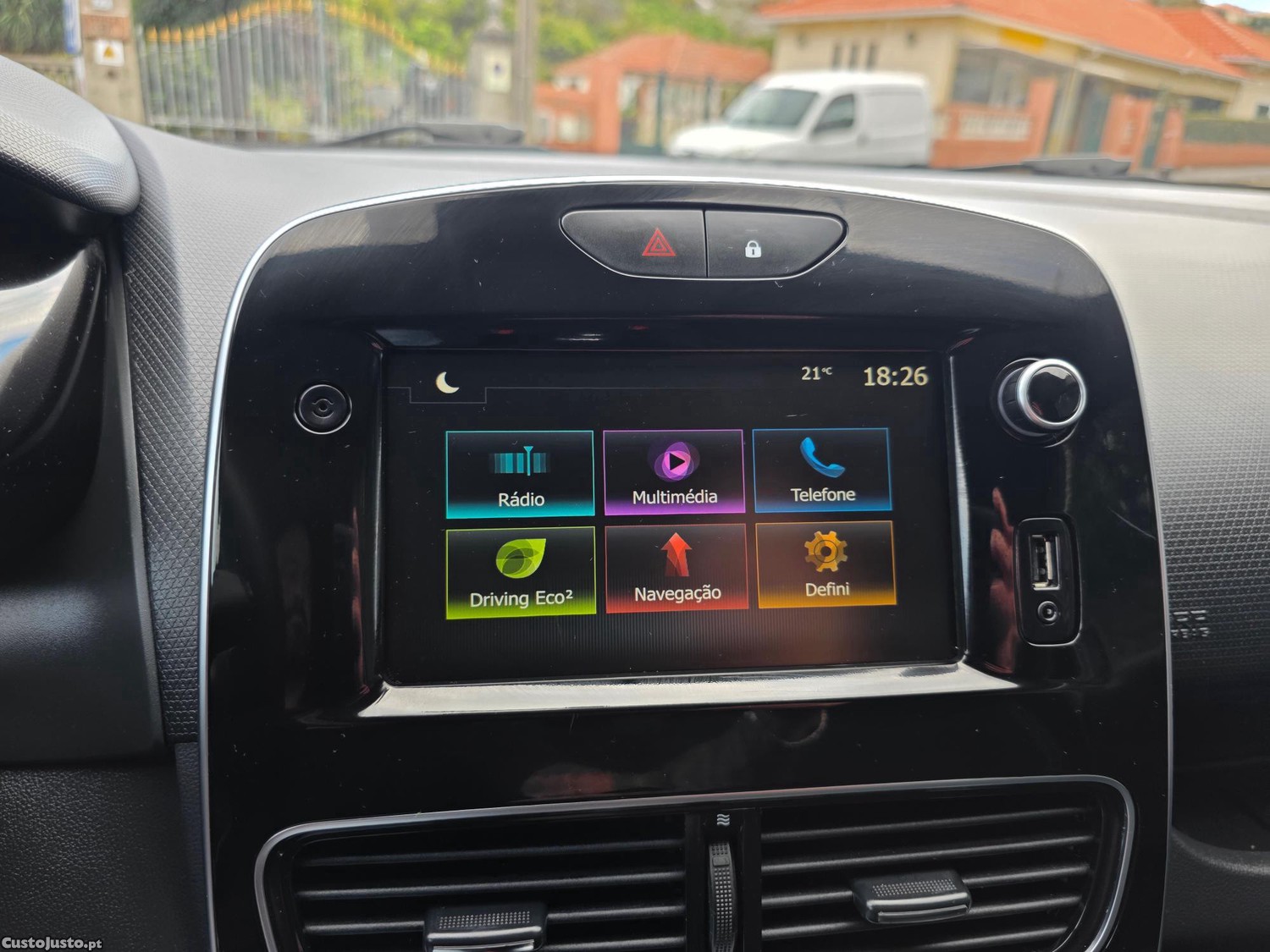 Renault Clio ST 0.9 TCE Limited — fotografia 14