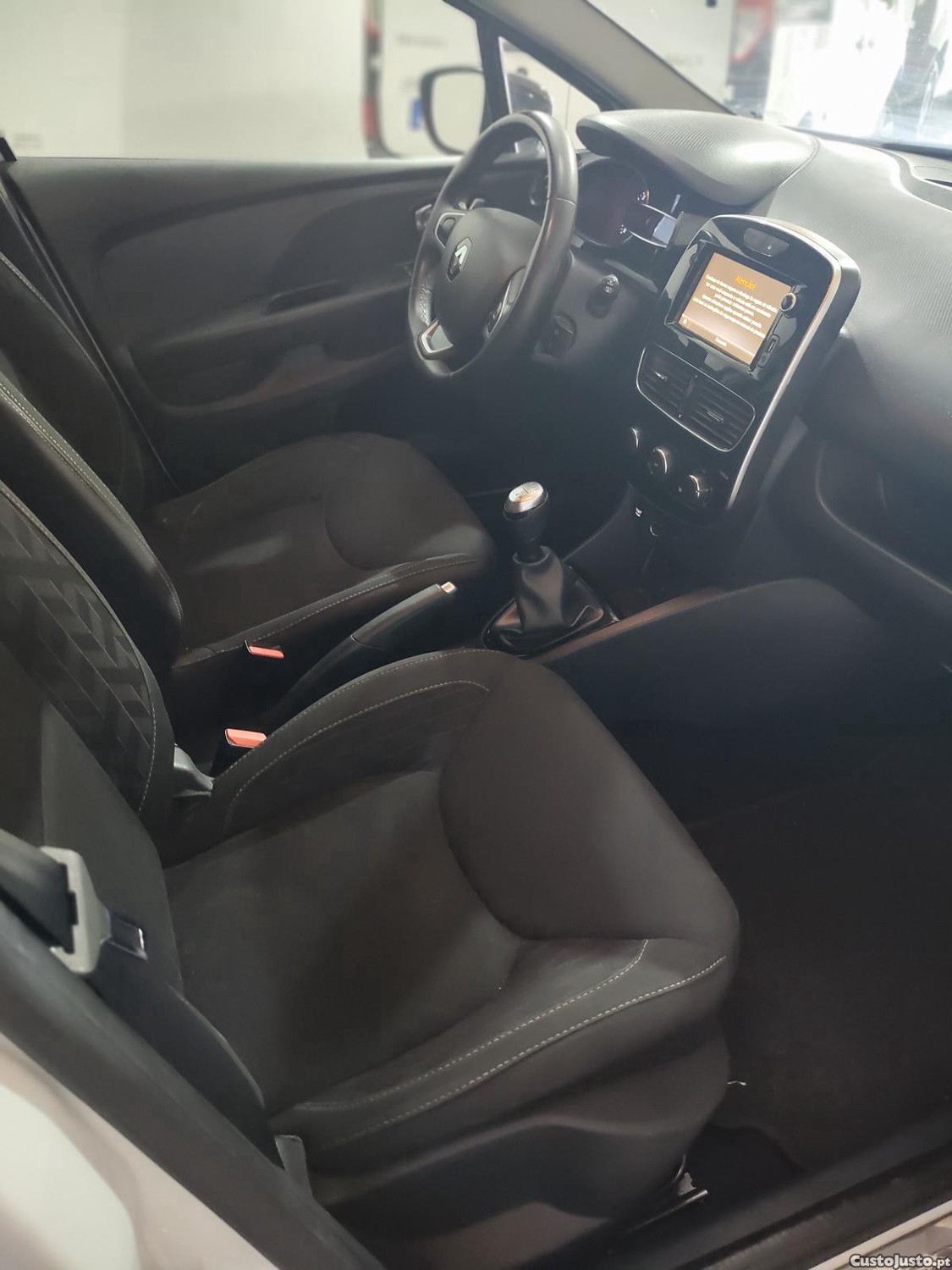 Renault Clio 1.5 dCi Limited - 19 foto 4
