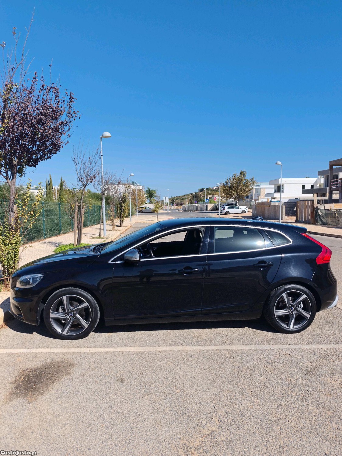 Volvo V40 D2 1.6 R-Design - 13 foto 2
