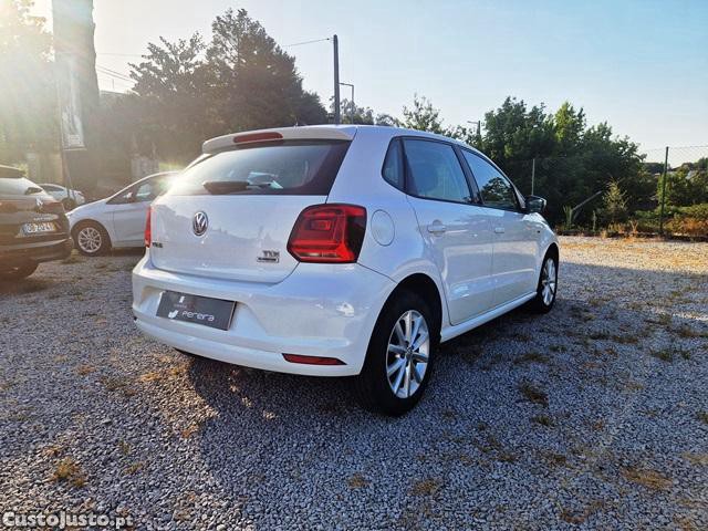 Volkswagen Polo 1.4 TDi Lounge Nacional — fotografia 5