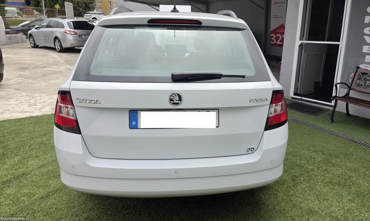 Skoda Fabia Break 1.0TSI Nacional GARANTIA — fotografia 7