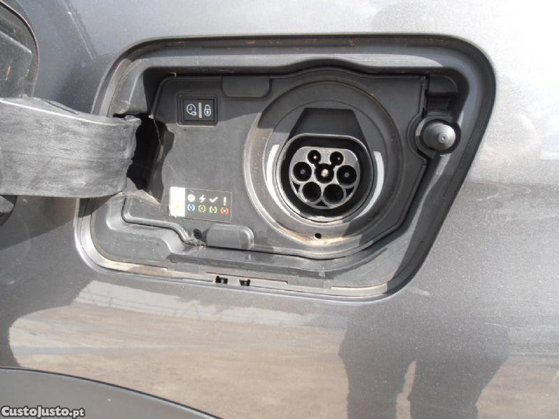 Peugeot 3008 Eat8 allure pack — fotografia 4