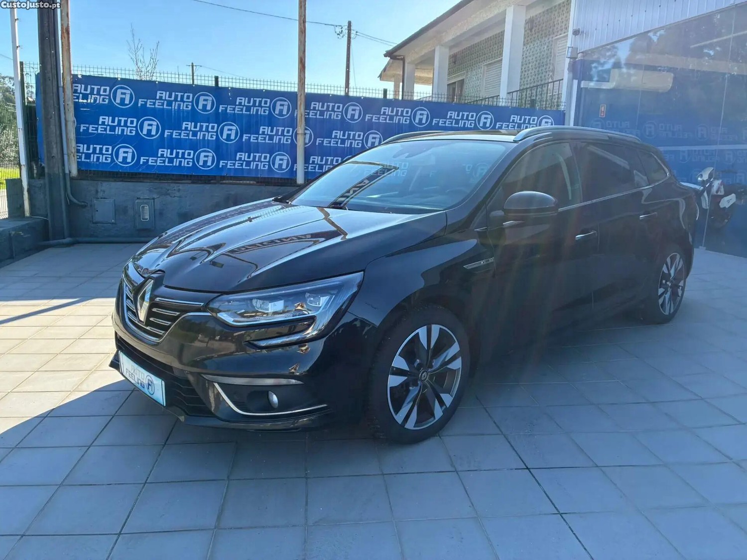 Renault Mégane IV SPORT TOURER 1.5 DCI INTENSE - 19