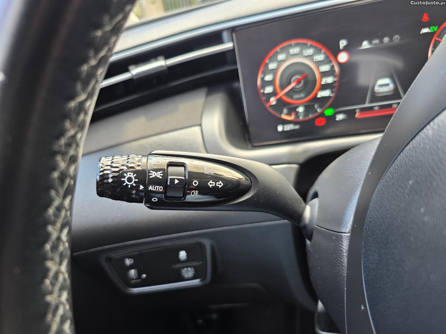 Hyundai Tucson HEV 1.6 T-GDI Premium — fotografia 5