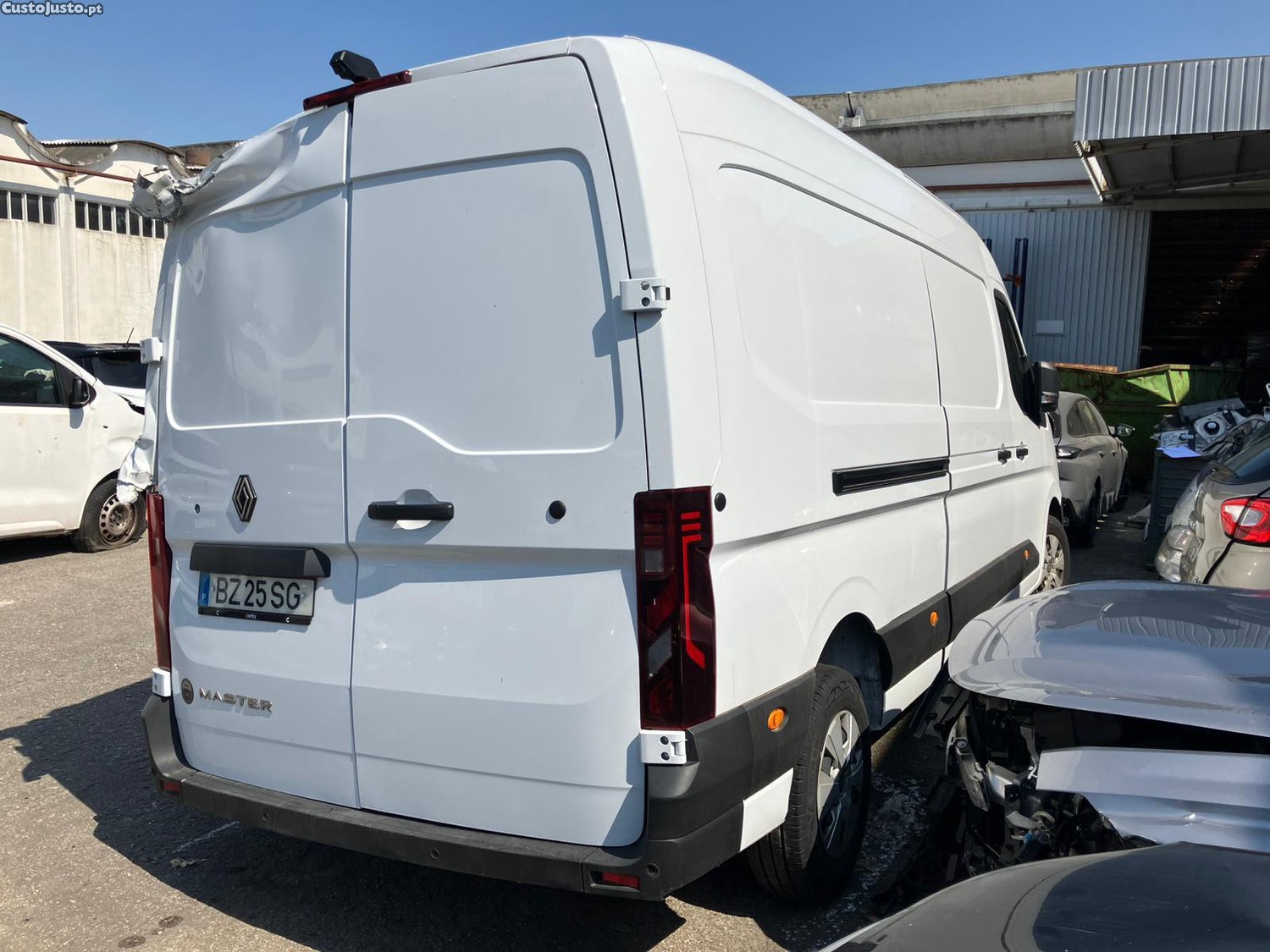 Renault Master III 2.0 DCi 150cv | 8.505 Km - 25 foto 4