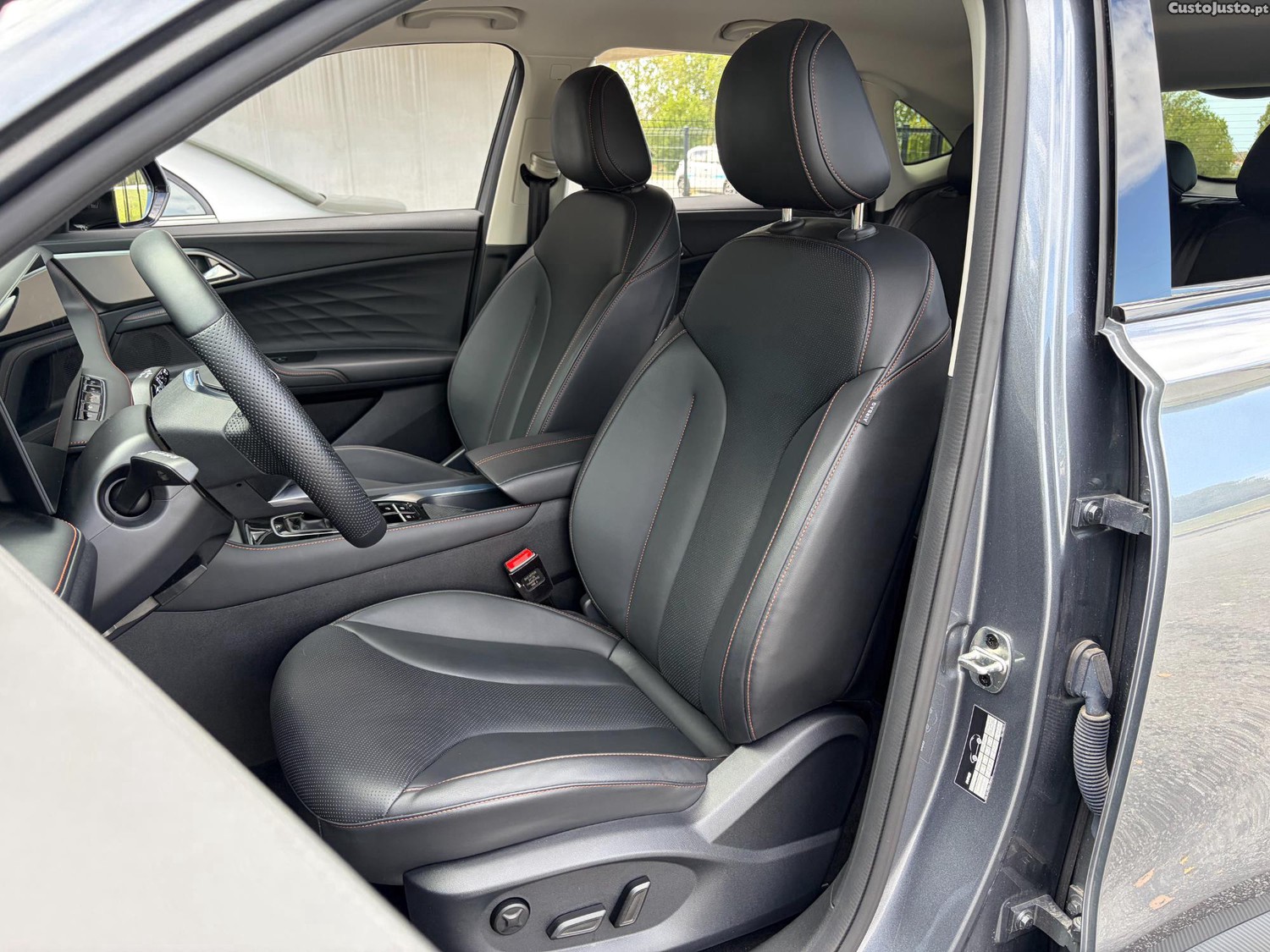 MG ZS HS 1.5 PLUG-IN HYBRID LUXURY NACIONAL 1 ÚNICO DONO - 25 — photo 5