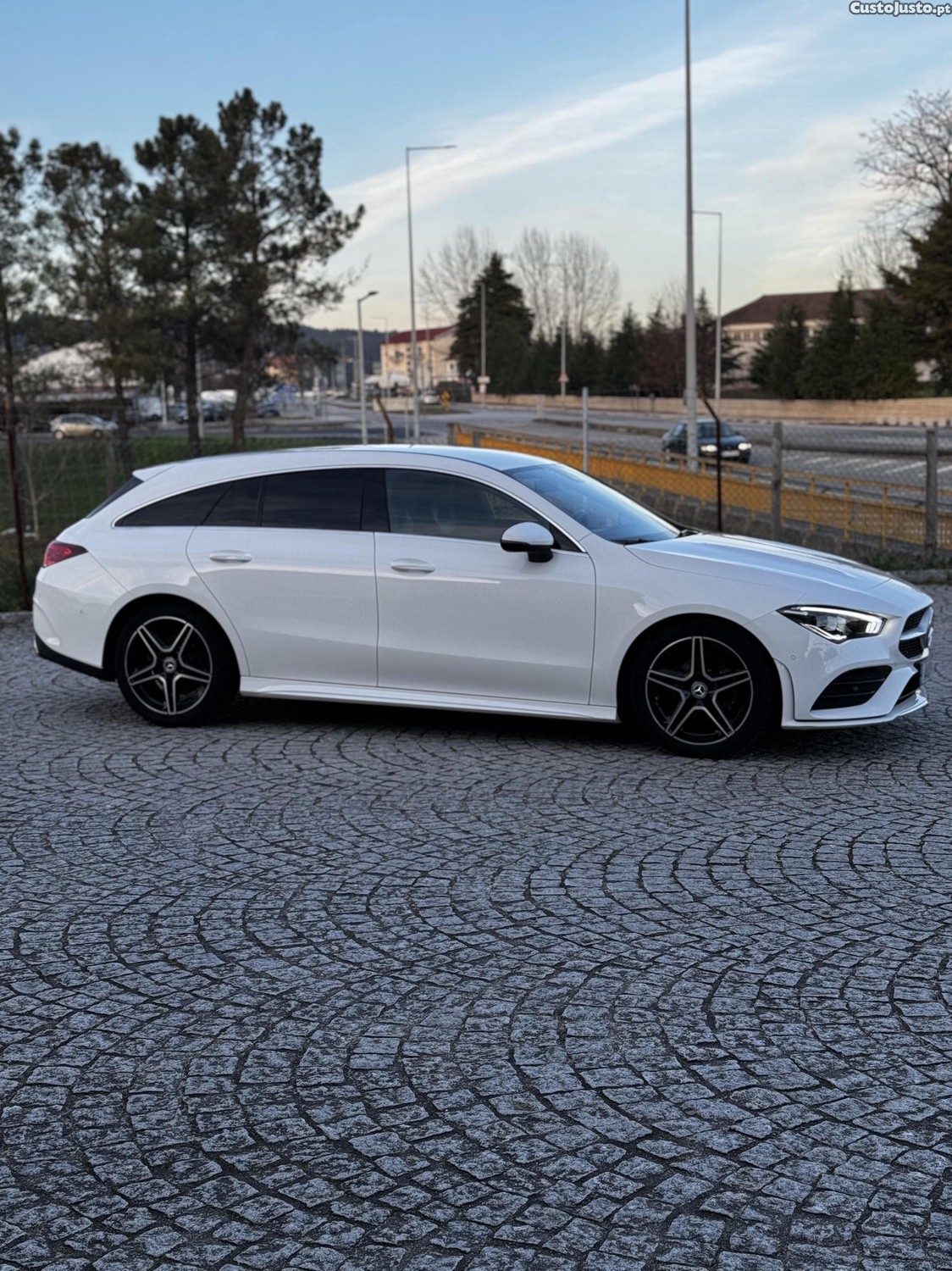 Mercedes-Benz CLA 180 AMG 2.0 116cv - 22 foto 4