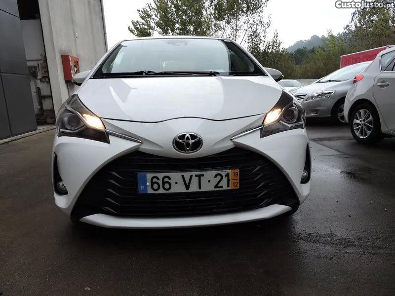 Toyota Yaris 1.4 d-4d comfort+p.style — fotografia 13