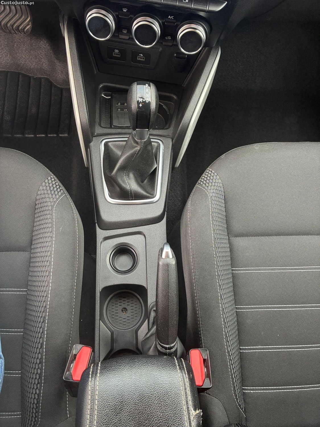 Dacia Duster 1.3 TCe Prestige EDC — fotografia 3
