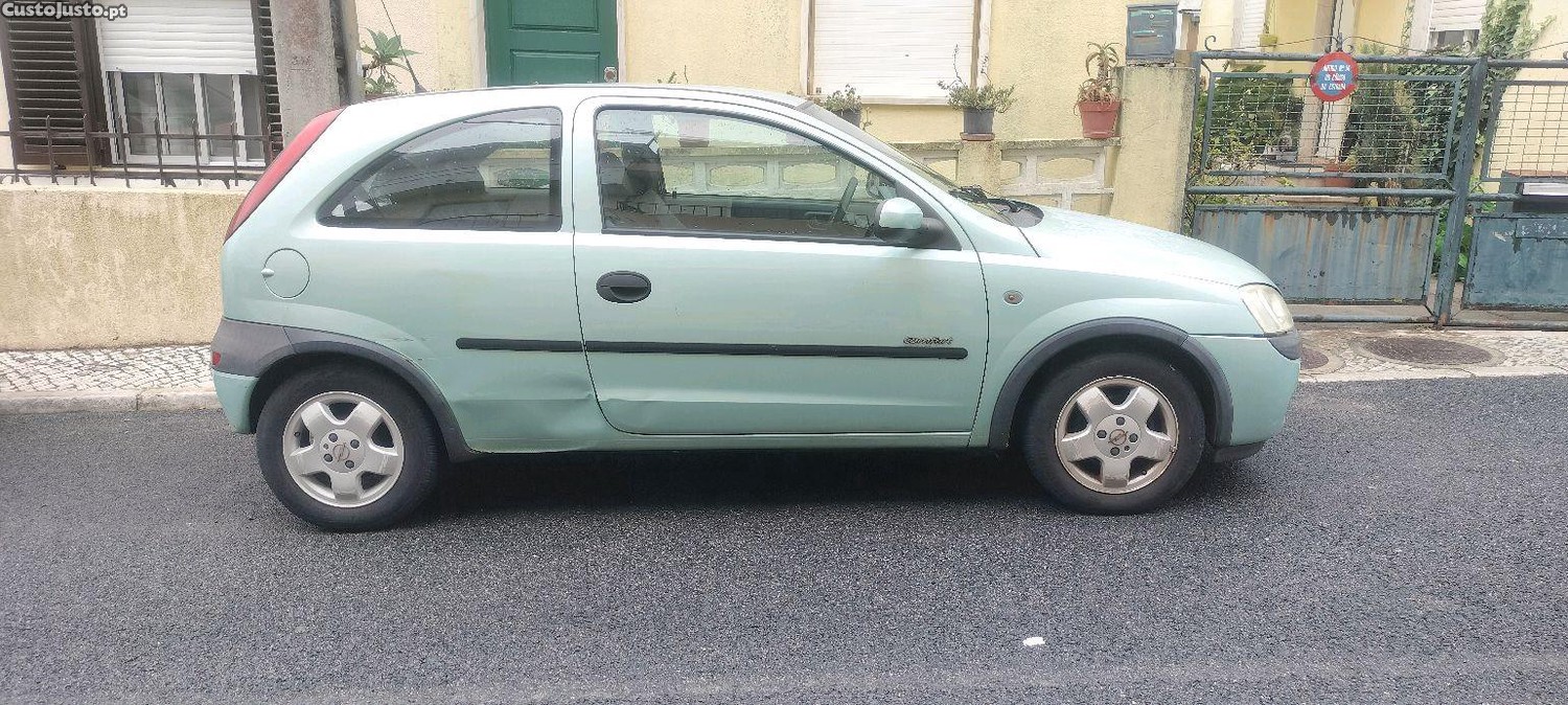 Opel Corsa C 1.2 16V - 00 foto 4