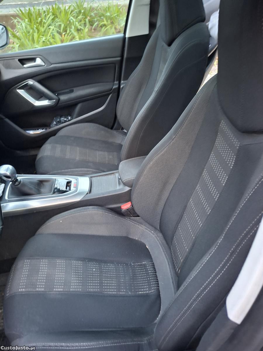 Peugeot 308 SW — fotografia 2