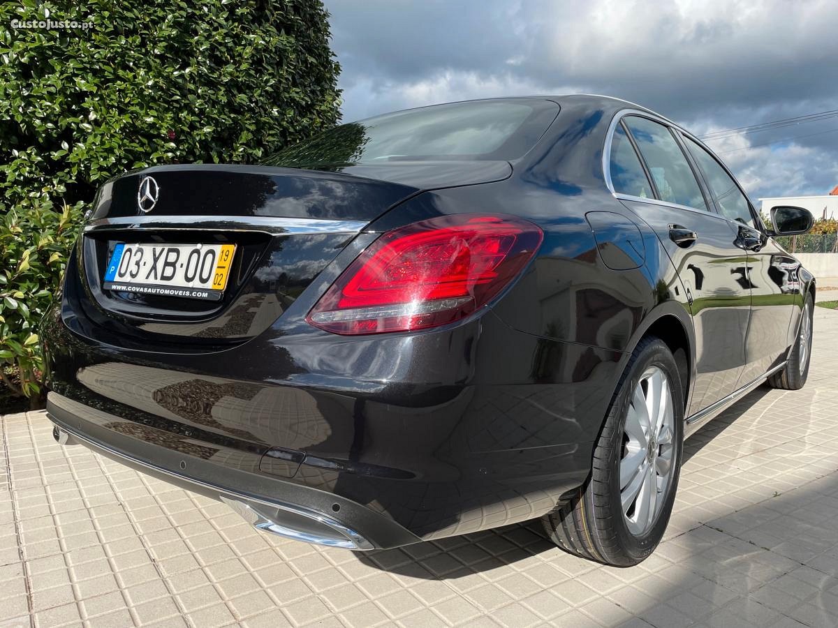 Mercedes-Benz C 220 d Aut. 194CV Avantgarde 49.000Km Nacional - 19 foto 4