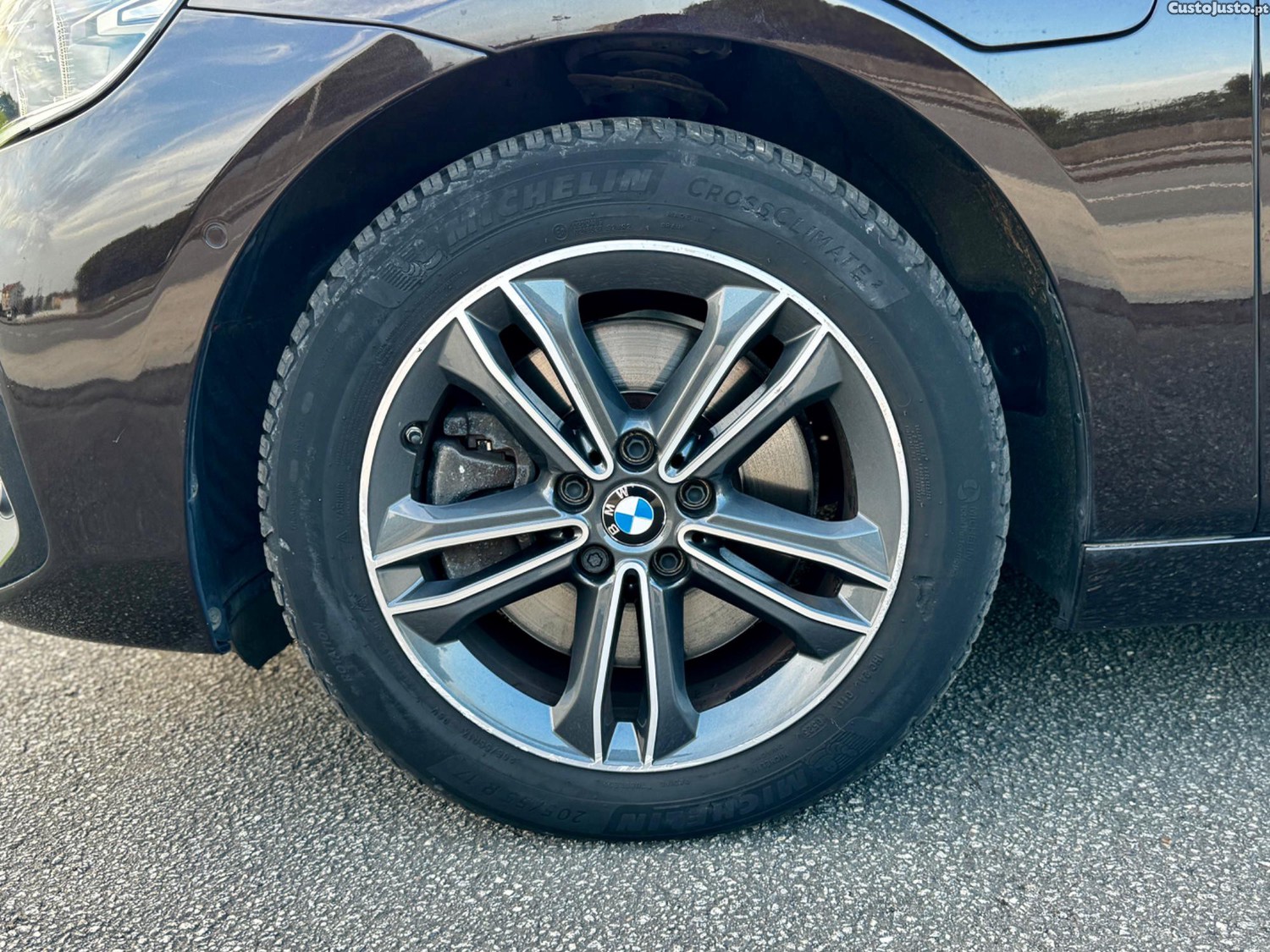 BMW 225 Active Tourer Sport Line Auto — fotografia 7