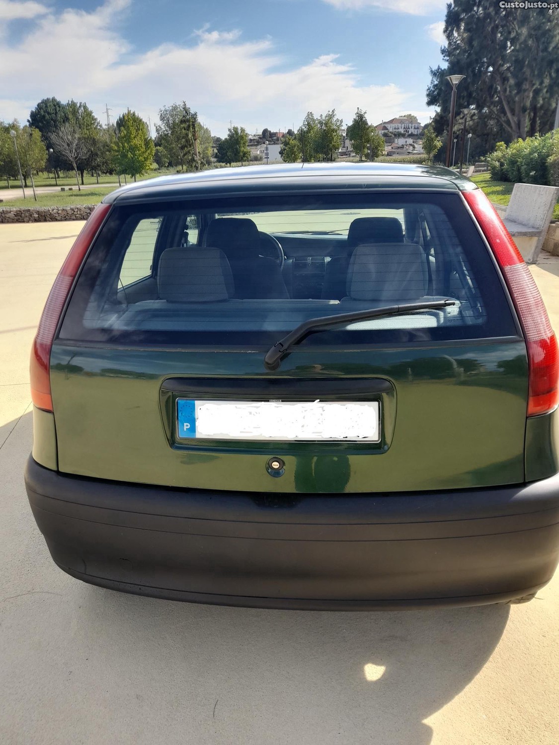 Fiat Punto 5 portas — photo 2