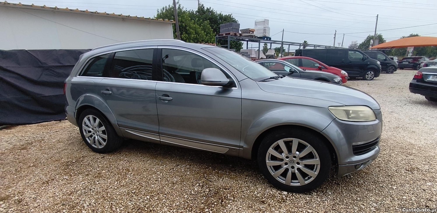 Audi Q7 Versão especial(selo barato) - 07 — photo 3