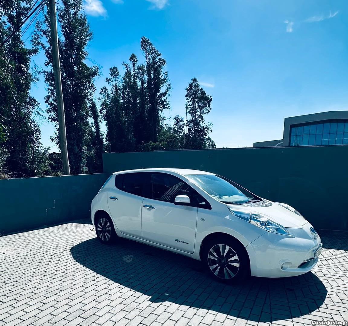 Nissan Leaf 30Kwh - 16 foto 3
