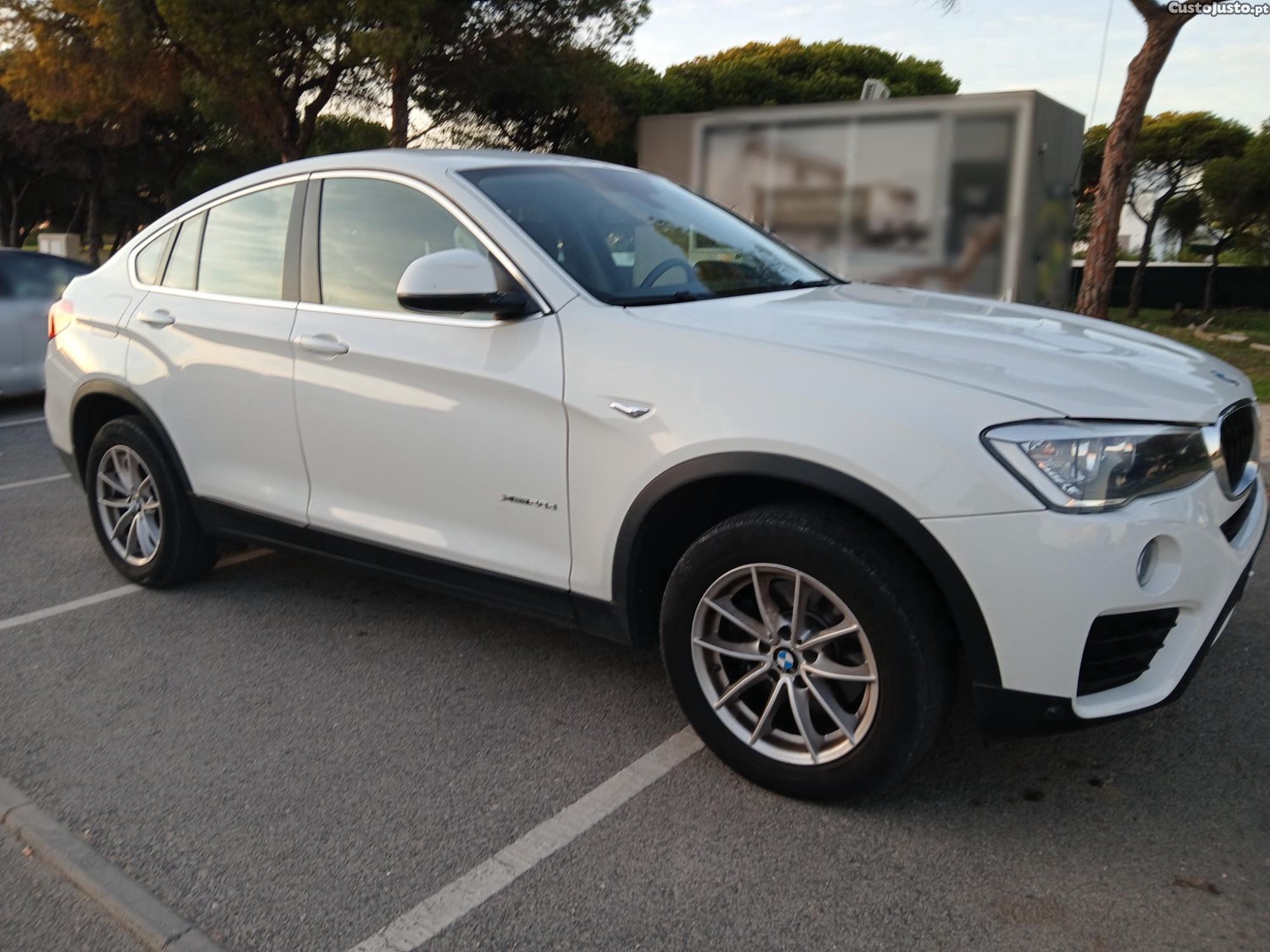 BMW X4 xDrive20d Nacional Automático | IVA DEDUTÍVEL - 16 foto 4