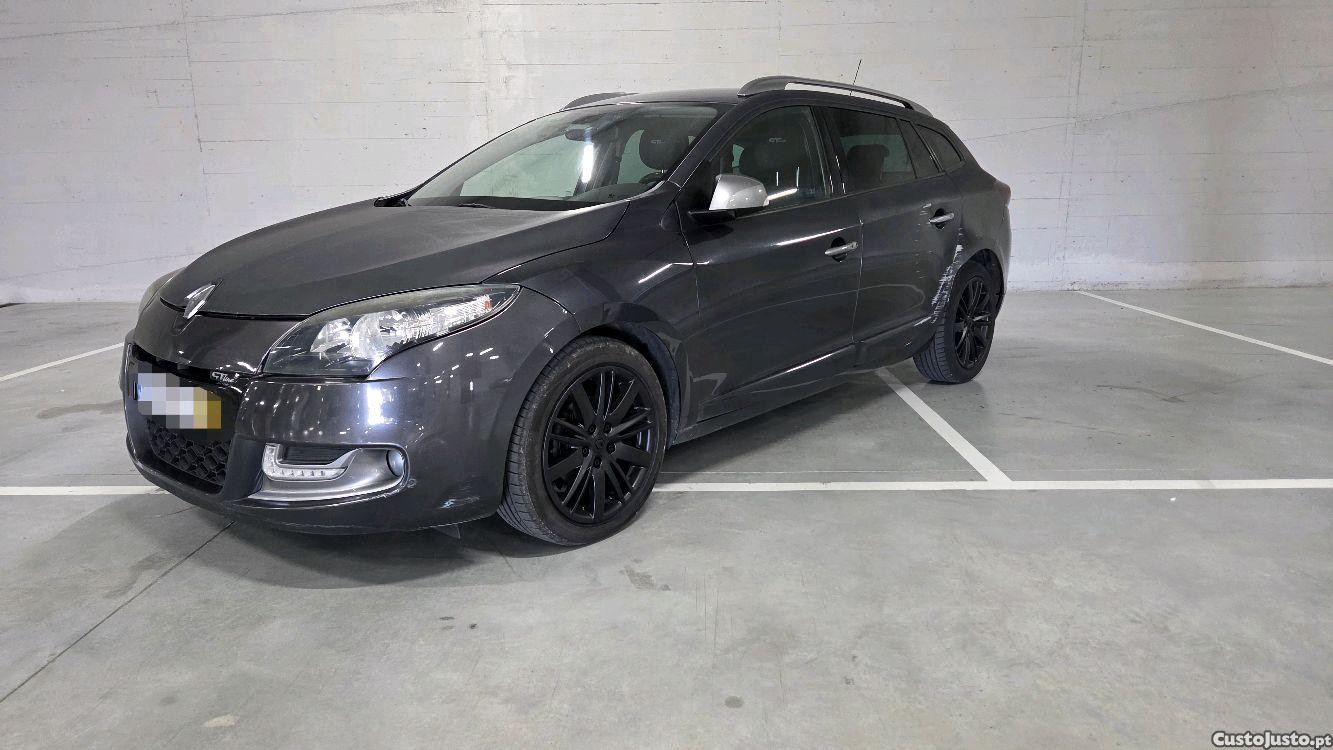 Renault Mégane Sport Tourer 1.5 DCI Gt Line 2013 — photo 4