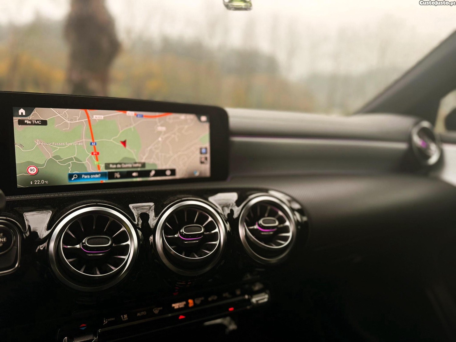 Mercedes-Benz A 250 e AMG Line — fotografia 7