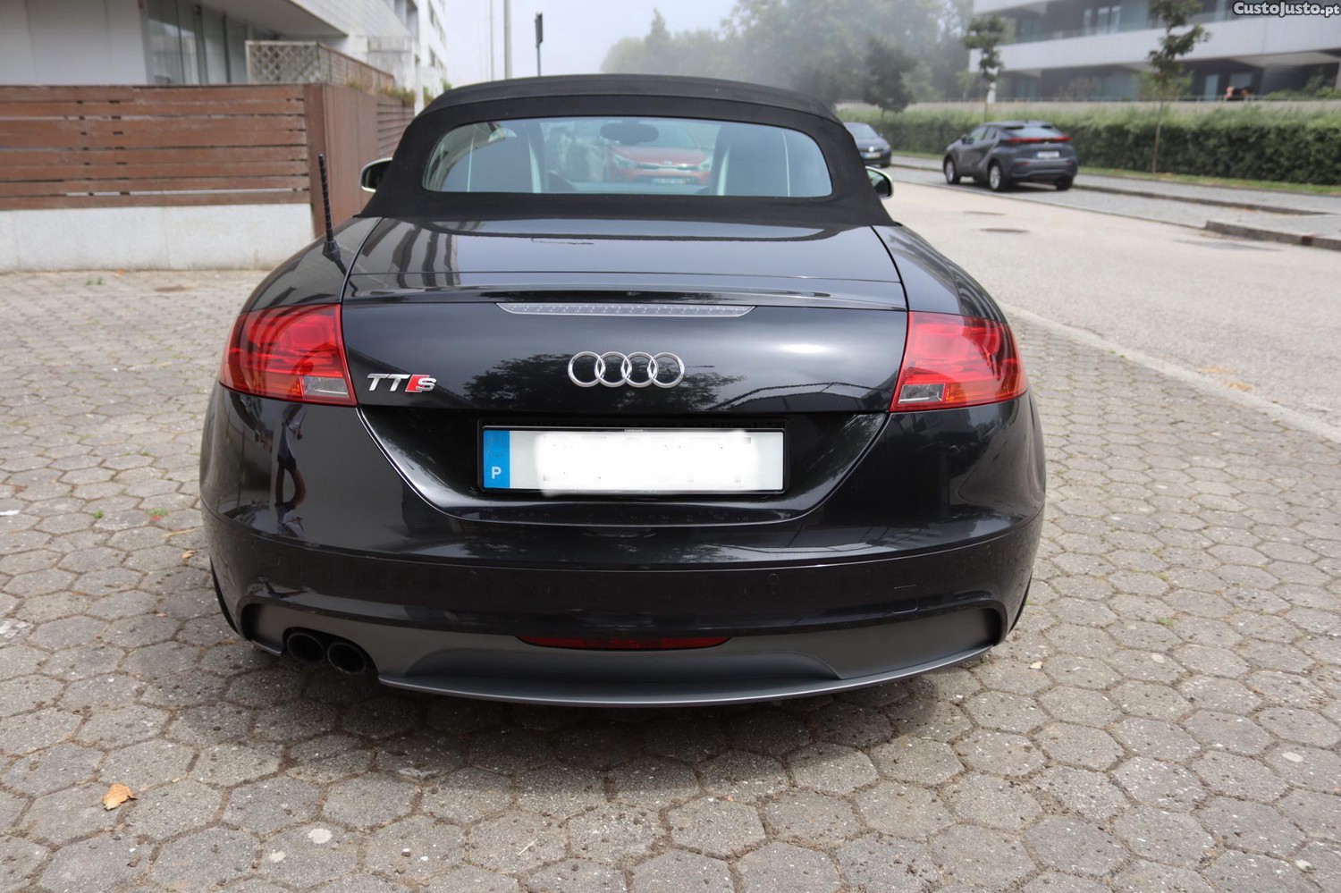 Audi TT Cabrio 2.0 TFSI S-Line — fotografia 5