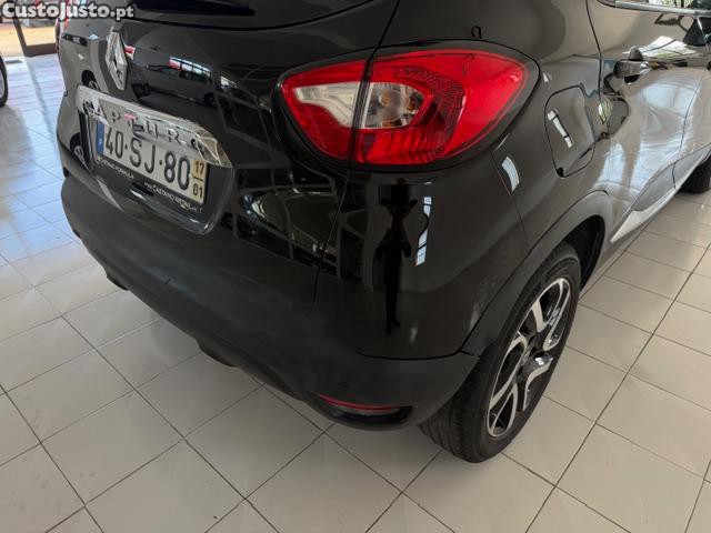 Renault Captur 0.9 TCE Exclusive - 17 foto 5