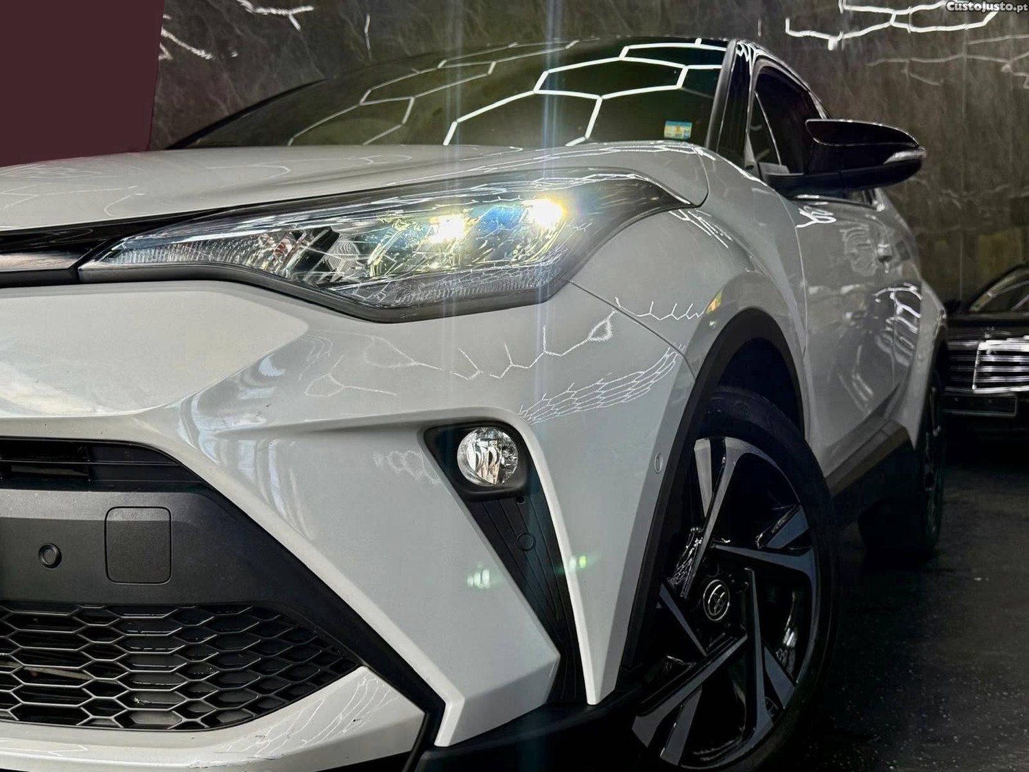 Toyota C-HR 2.0 Hybrid Team - 22 foto 2