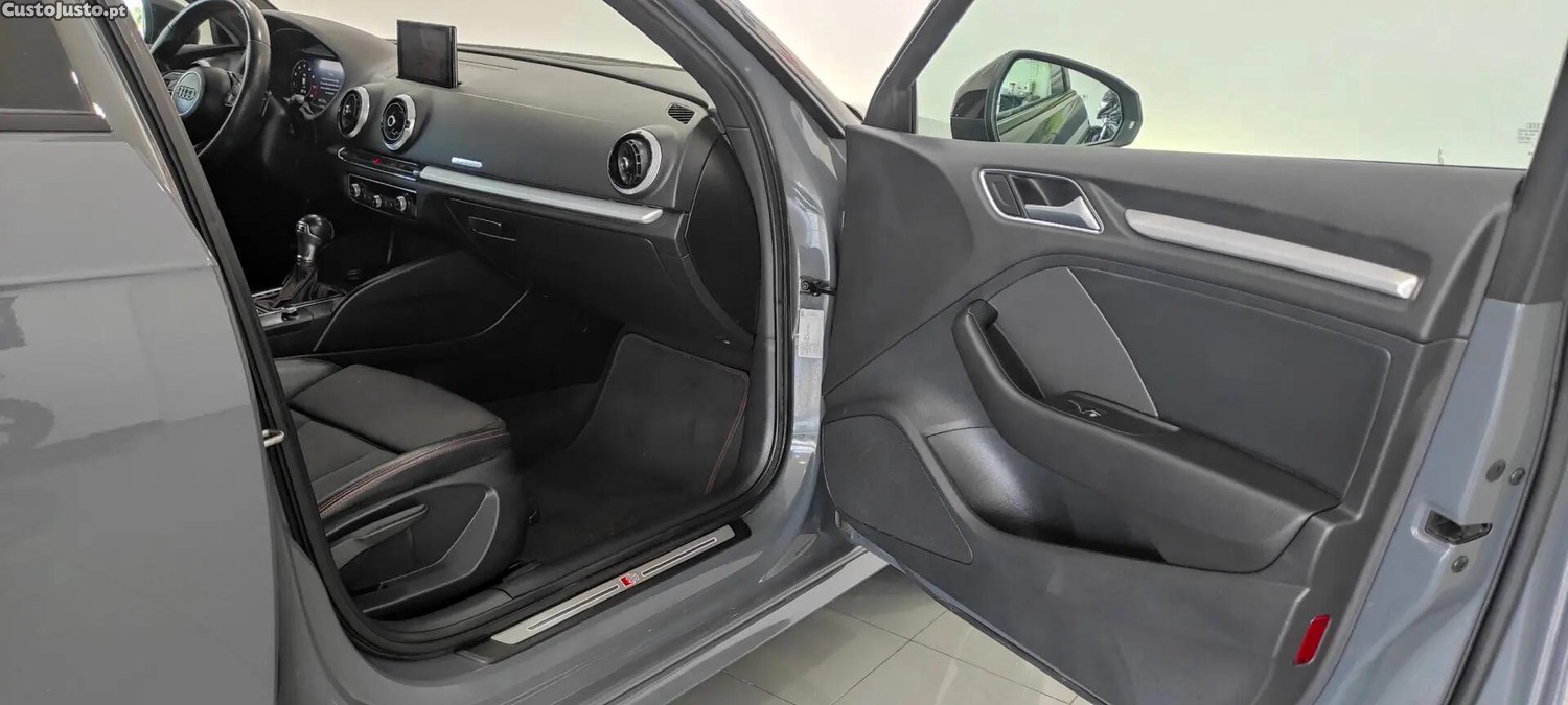 Audi S3 2.0 TFSi quattro S tronic — fotografia 11