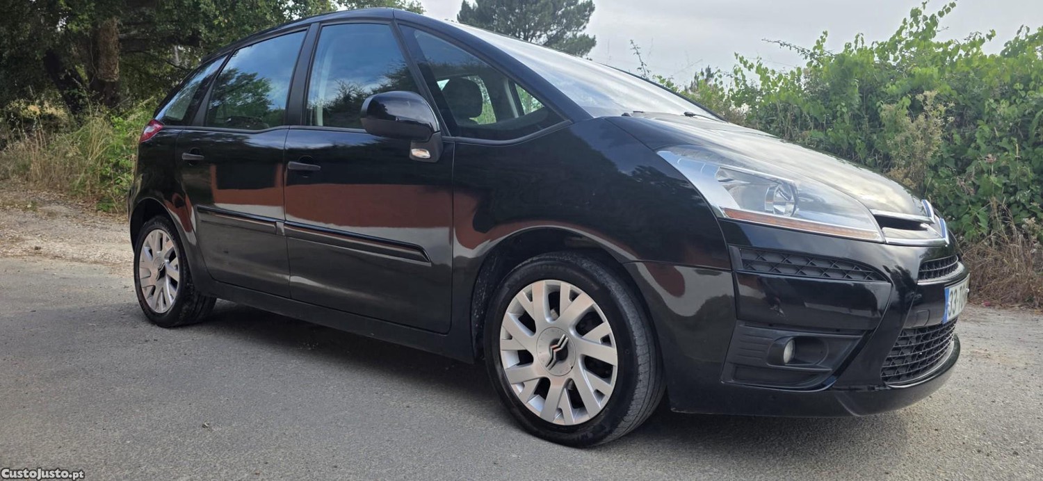 Citroën C4 Picasso 1.6 HDi Confort — fotografia 8