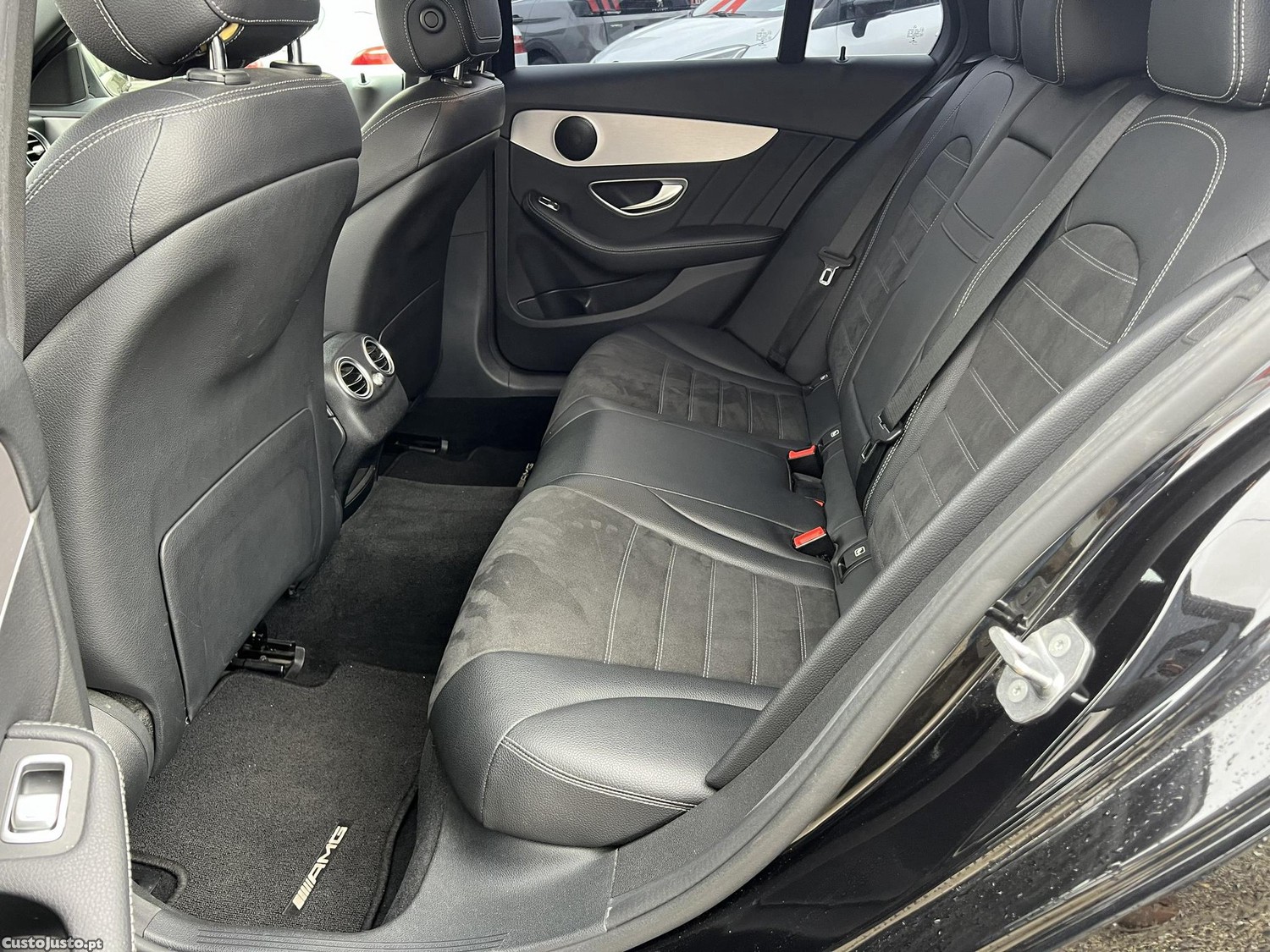 Mercedes-Benz C 200 AMG Line 160 Cv — fotografia 13