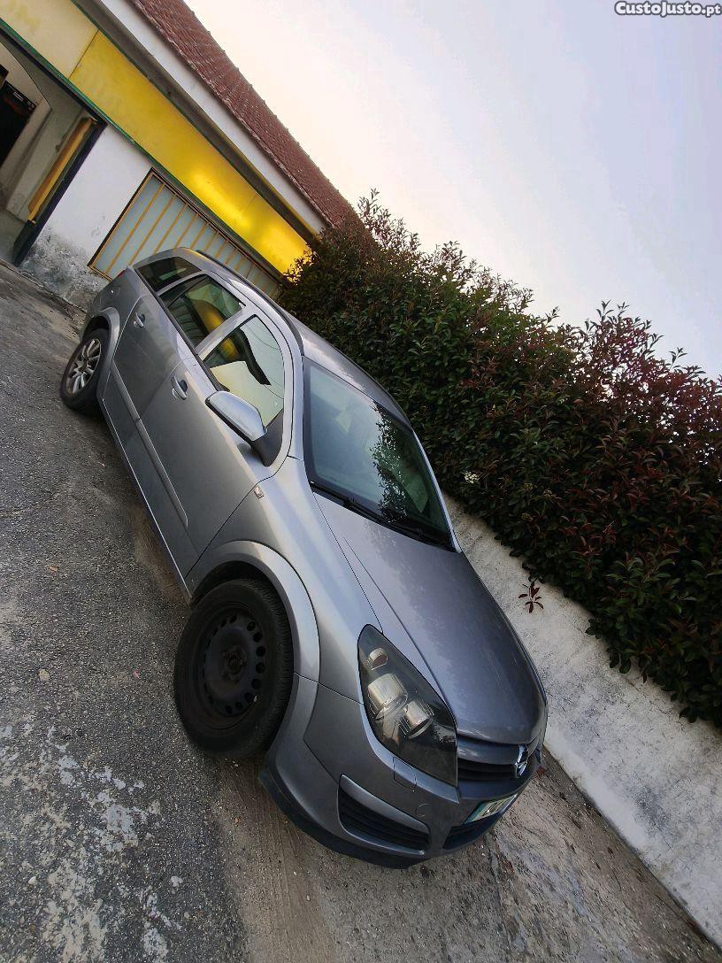 Opel Astra 1.7 CDti 101CV — photo 3
