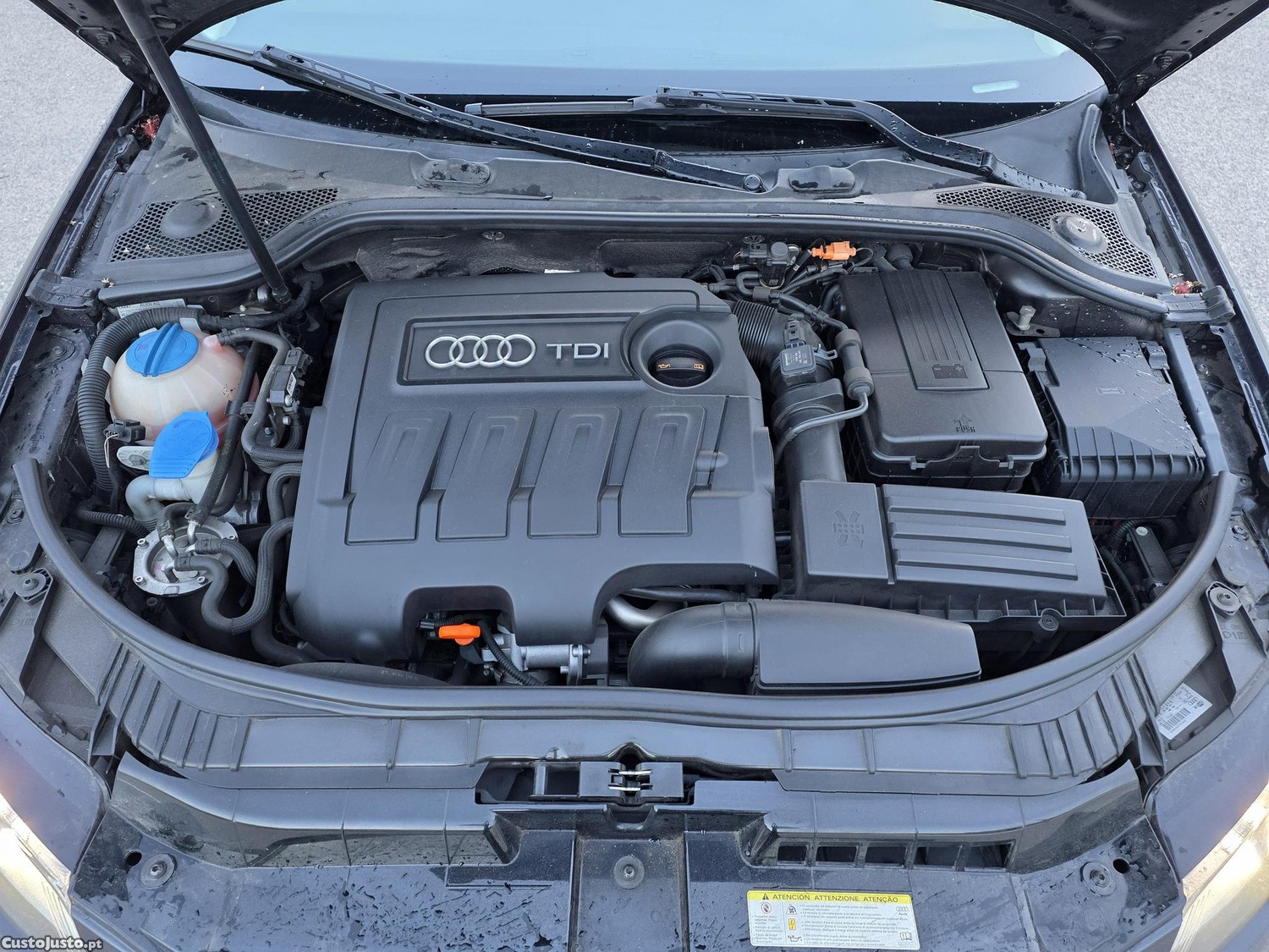 Audi A3 Sportback 1.6Tdi 105cv S Line — fotografia 2