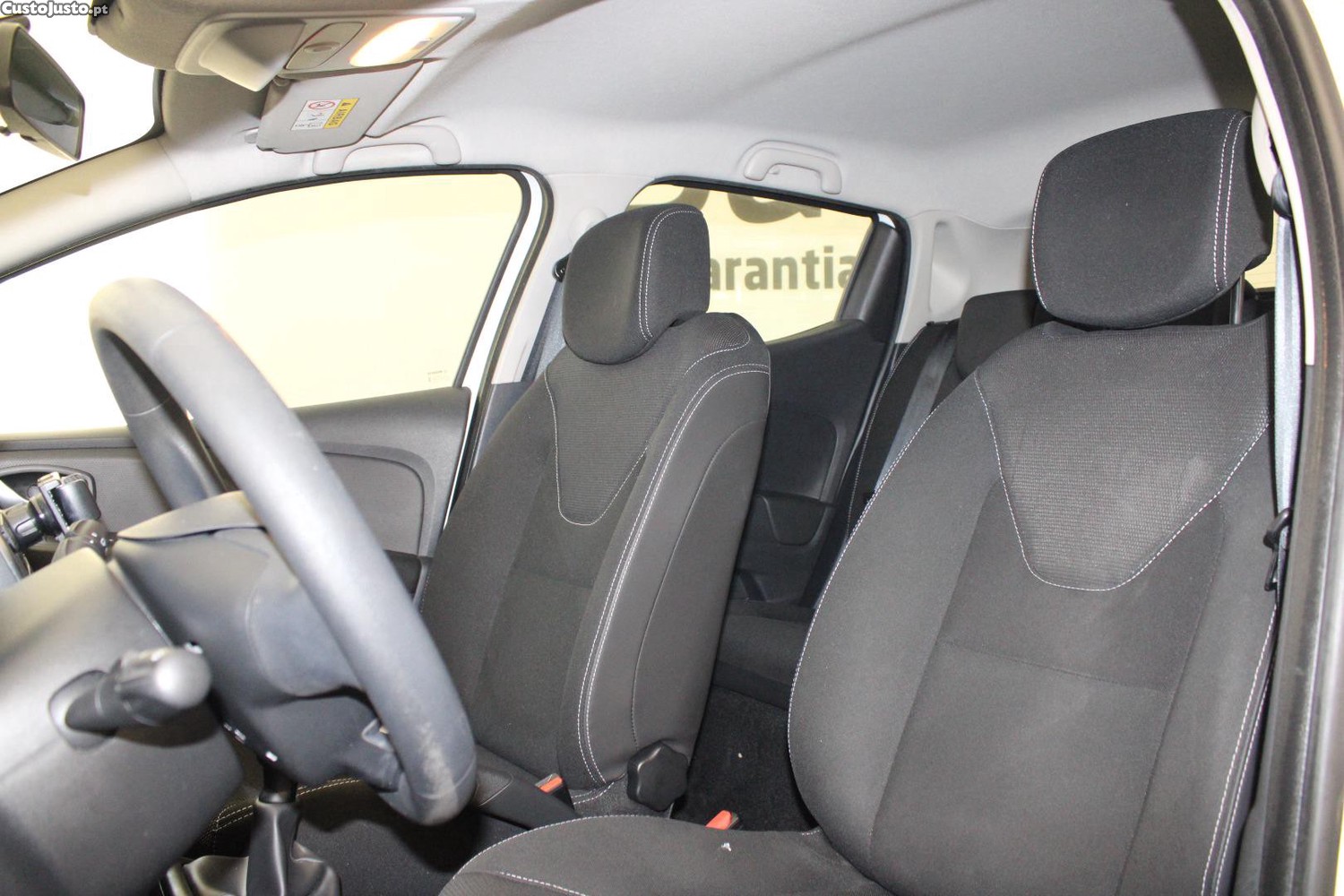 Renault Clio 1.5 DCI 75 ZEN — fotografia 3