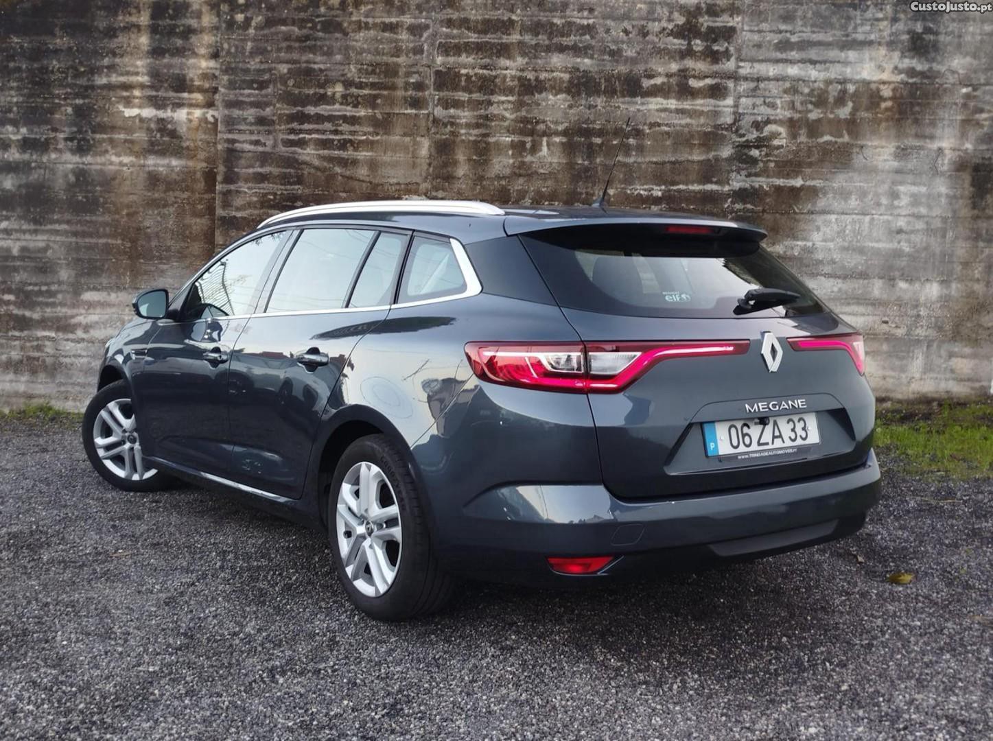 Renault Mégane 1.5 Blue dCi Zen — fotografia 18