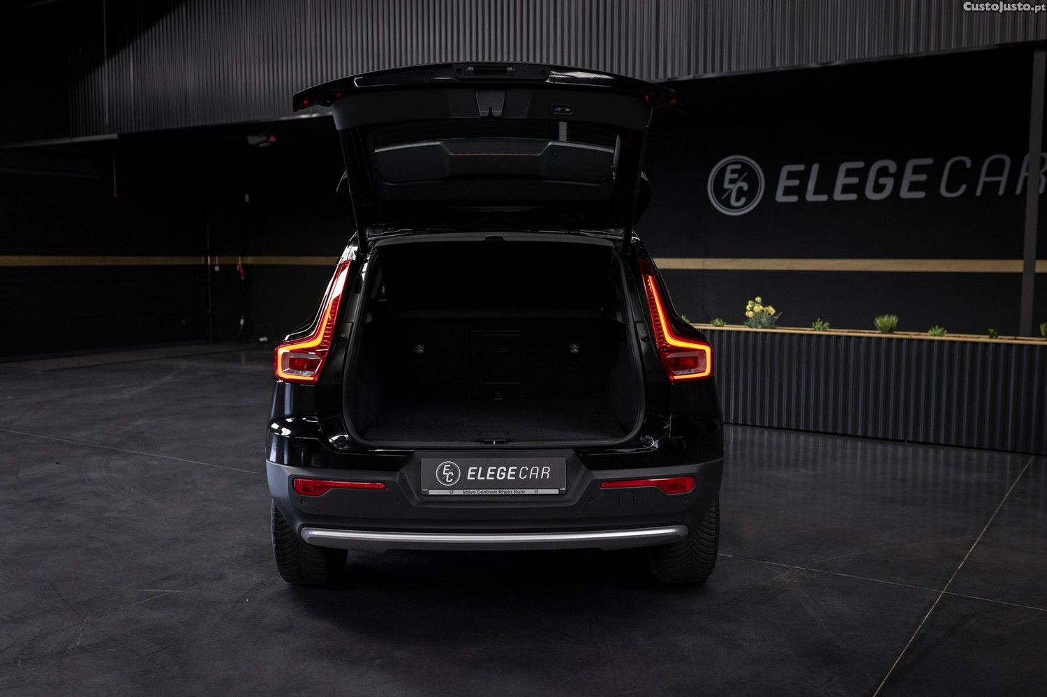 Volvo XC 40 1.5 T5 PHEV Core — fotografia 11