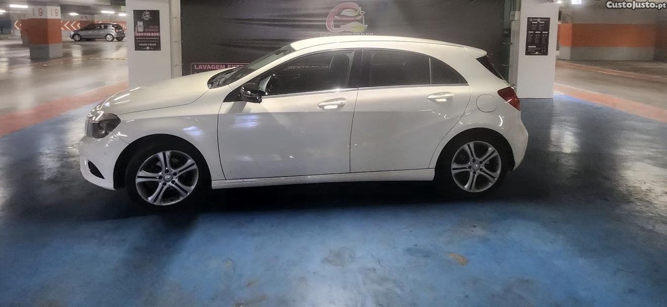 Mercedes-Benz A 180 1.5 — fotografia 7