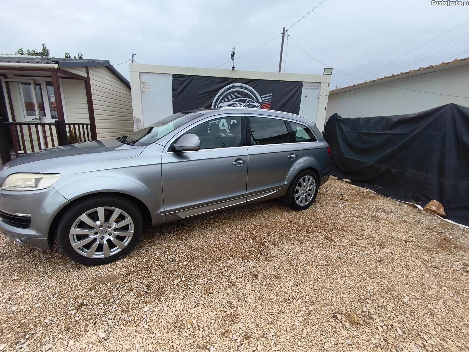 Audi Q7 Versão especial(selo barato) - 07 — photo 4