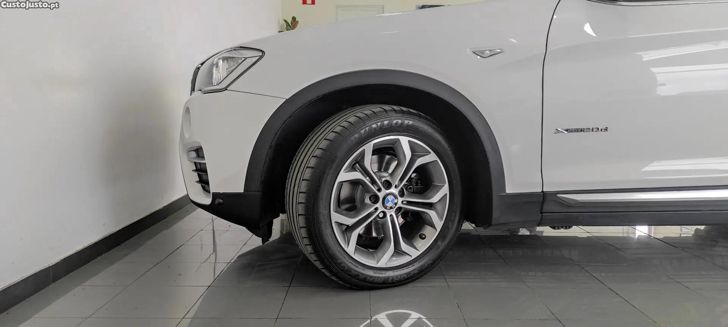 BMW X4 20 d xDrive Pack M Auto — fotografia 22