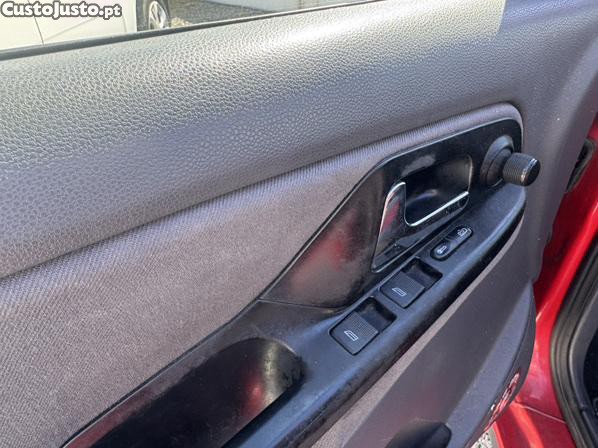 Seat Ibiza 1.9 SDI - 99 foto 5