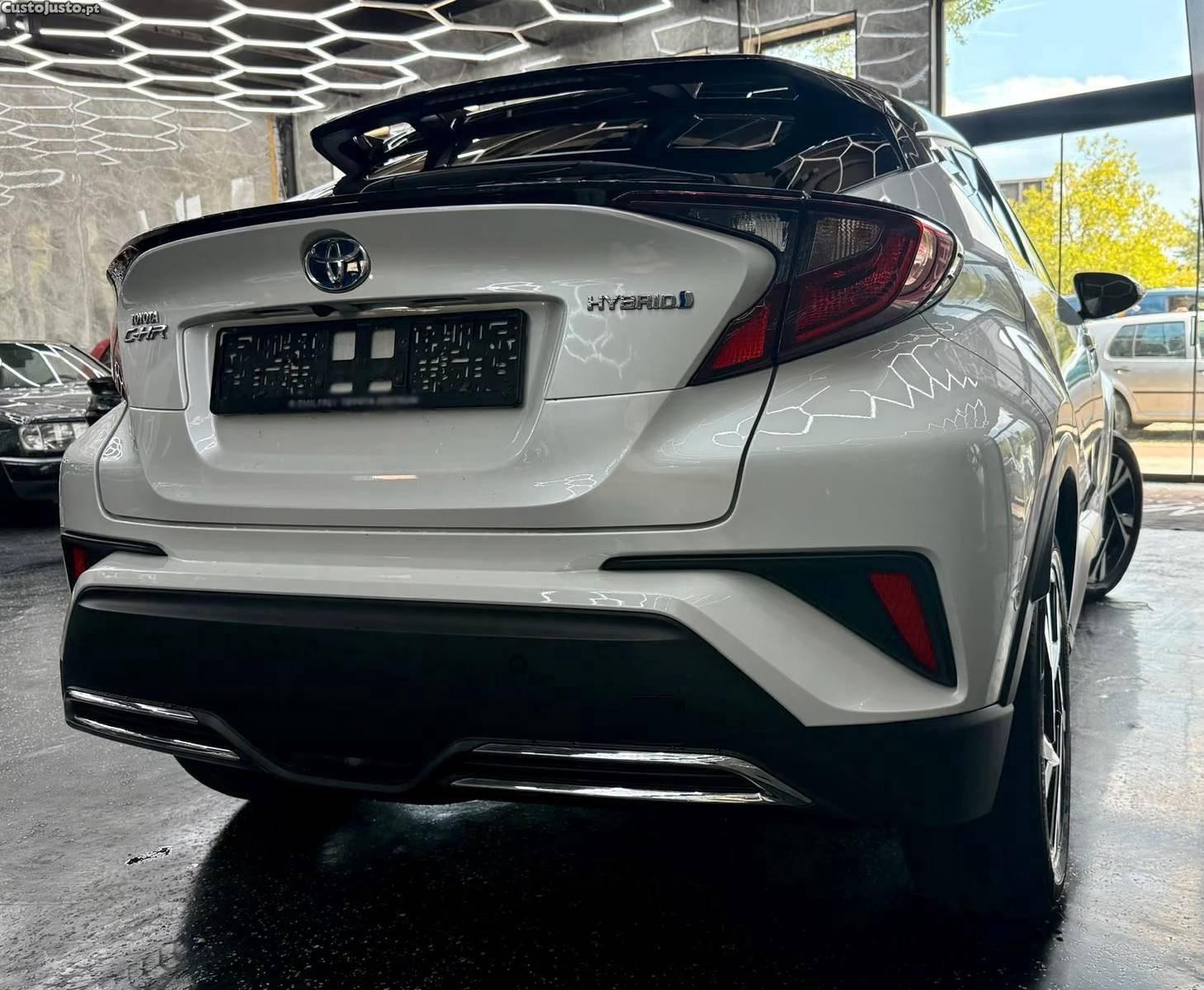 Toyota C-HR 2.0 Hybrid Team - 22 foto 4