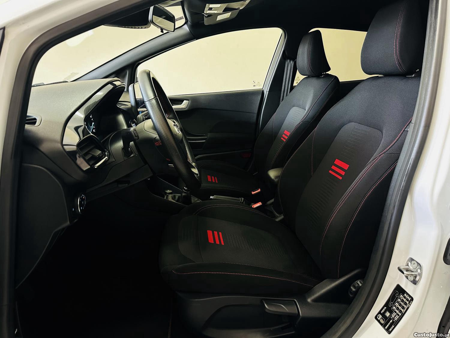 Ford Fiesta 1.0 EcoBoost ST-Line — fotografia 10
