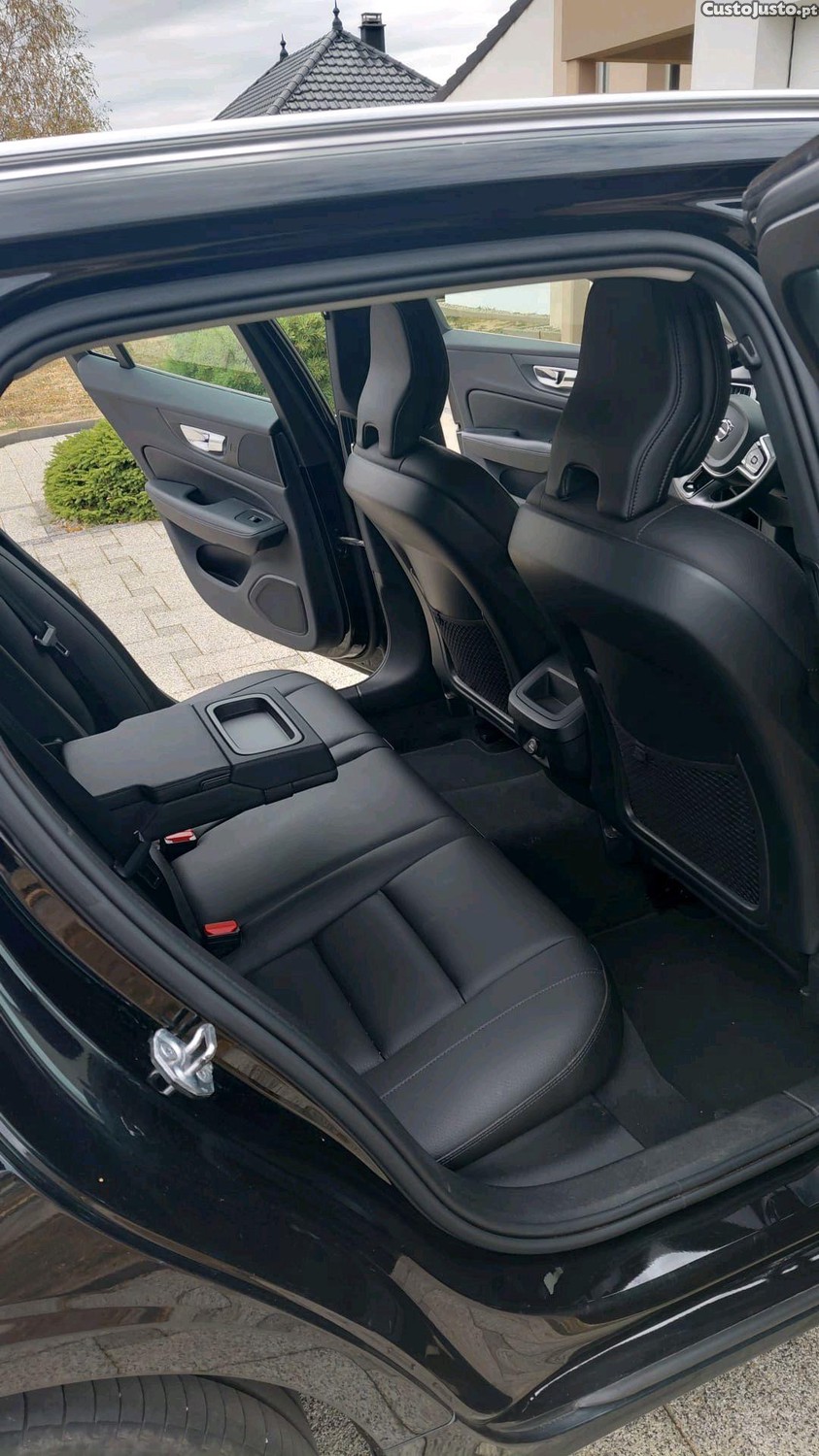Volvo V60 D4 — fotografia 7
