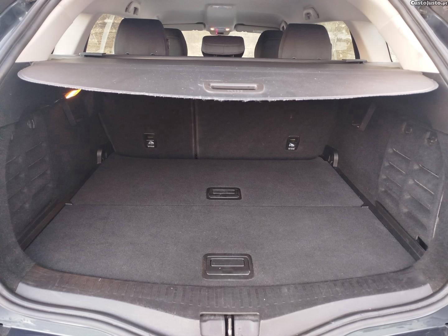 Renault Mégane 1.5 Blue dCi Zen — fotografia 6