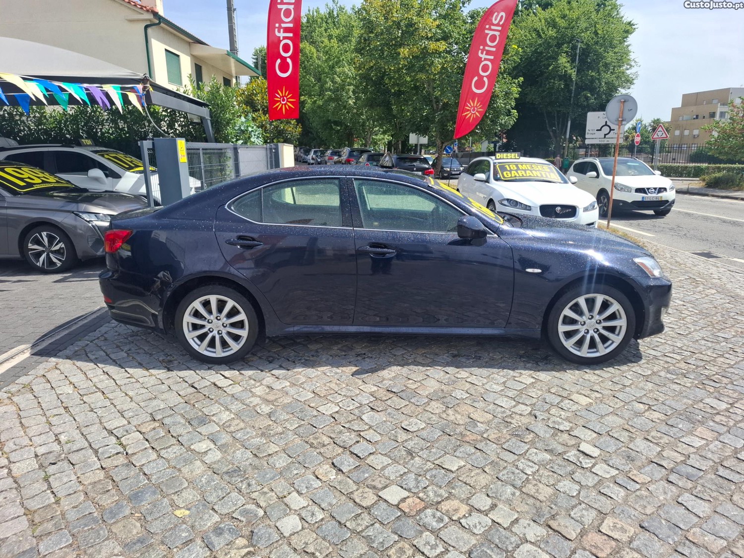 Lexus IS DIESEL BASEII EXCLUSIVE 175CV — fotografia 2