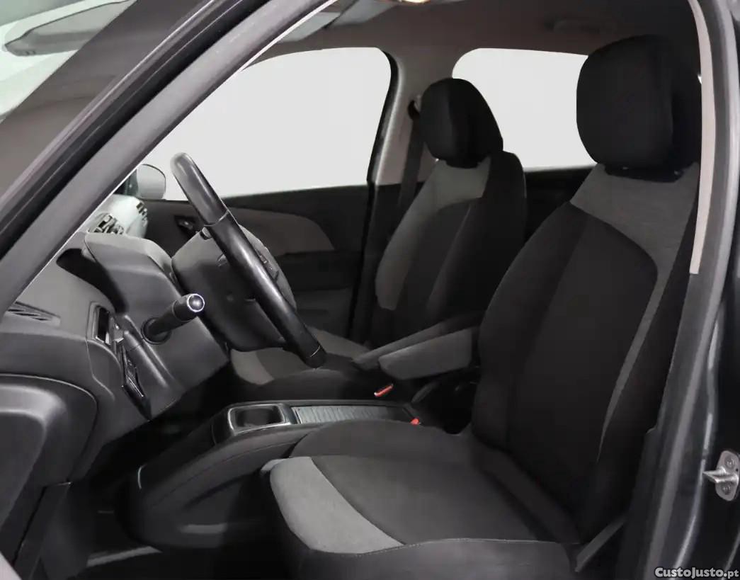 Citroën C4 Grand Picasso Outro — photo 4