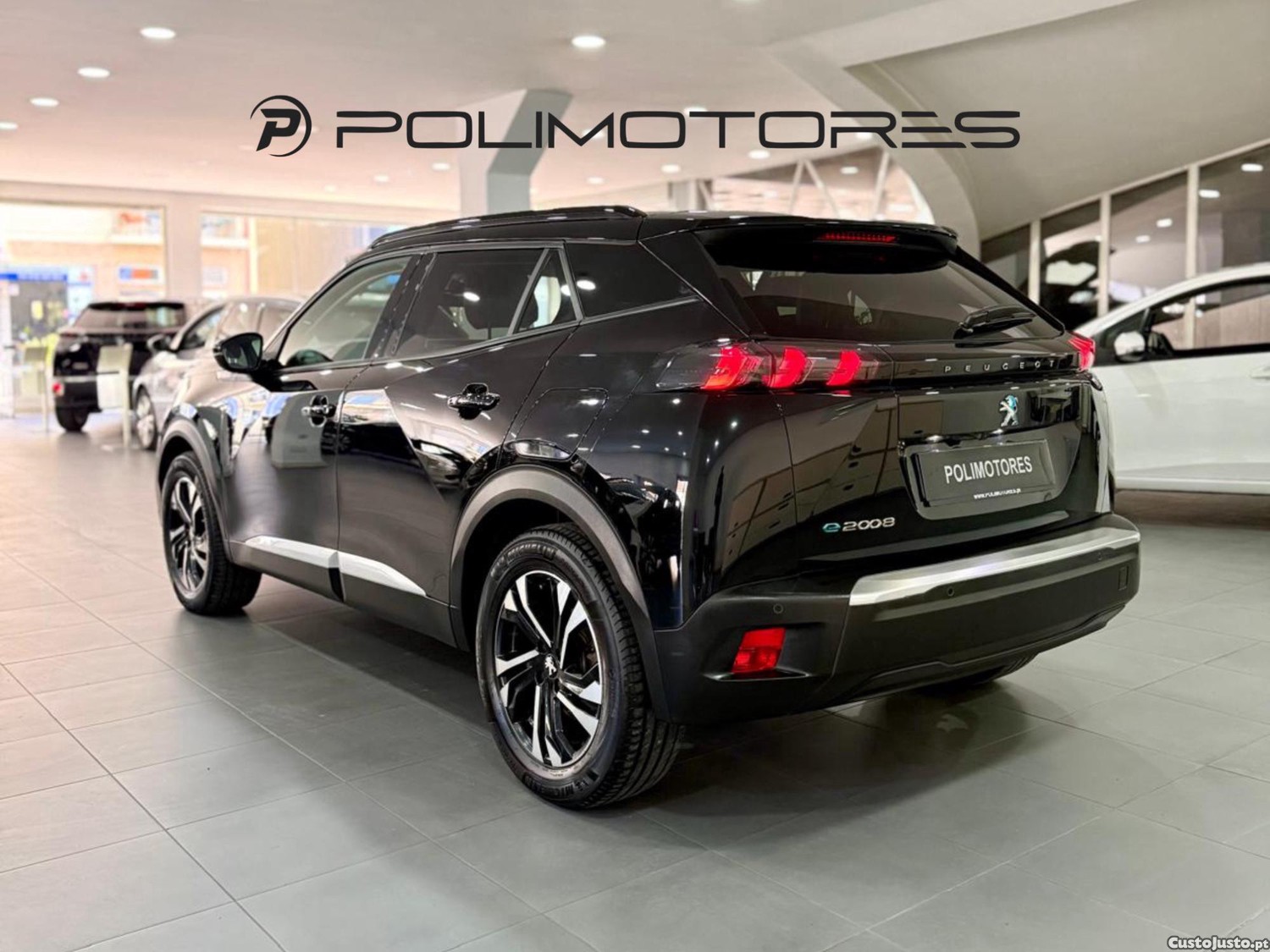 Peugeot e-2008 50 kWh Allure Pack — fotografia 7