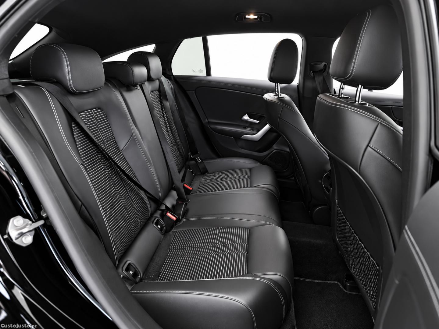Mercedes-Benz CLA 180 SHOOTING BRAKE 180D STYLE (AUTO) - 22 — photo 5
