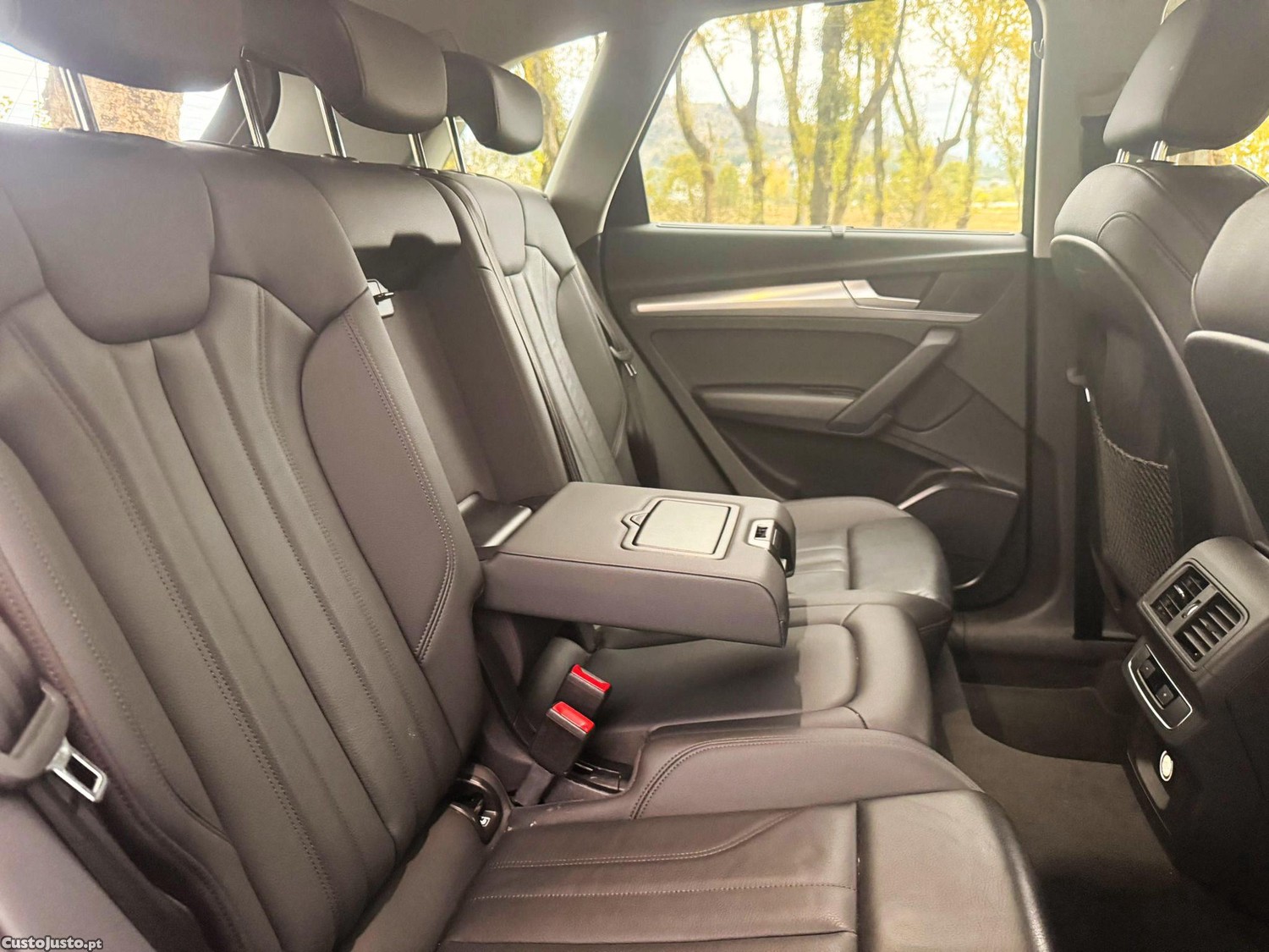 Audi Q5 50 TFSI e — fotografia 10
